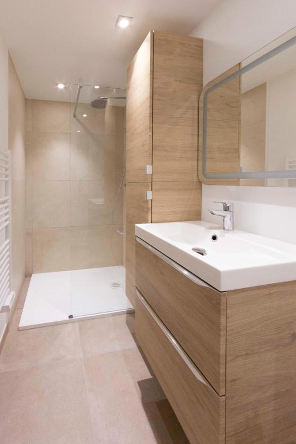 Brand-New Atypical Studio In Rue Fourmilliere อองทีบส์ ภายนอก รูปภาพ
