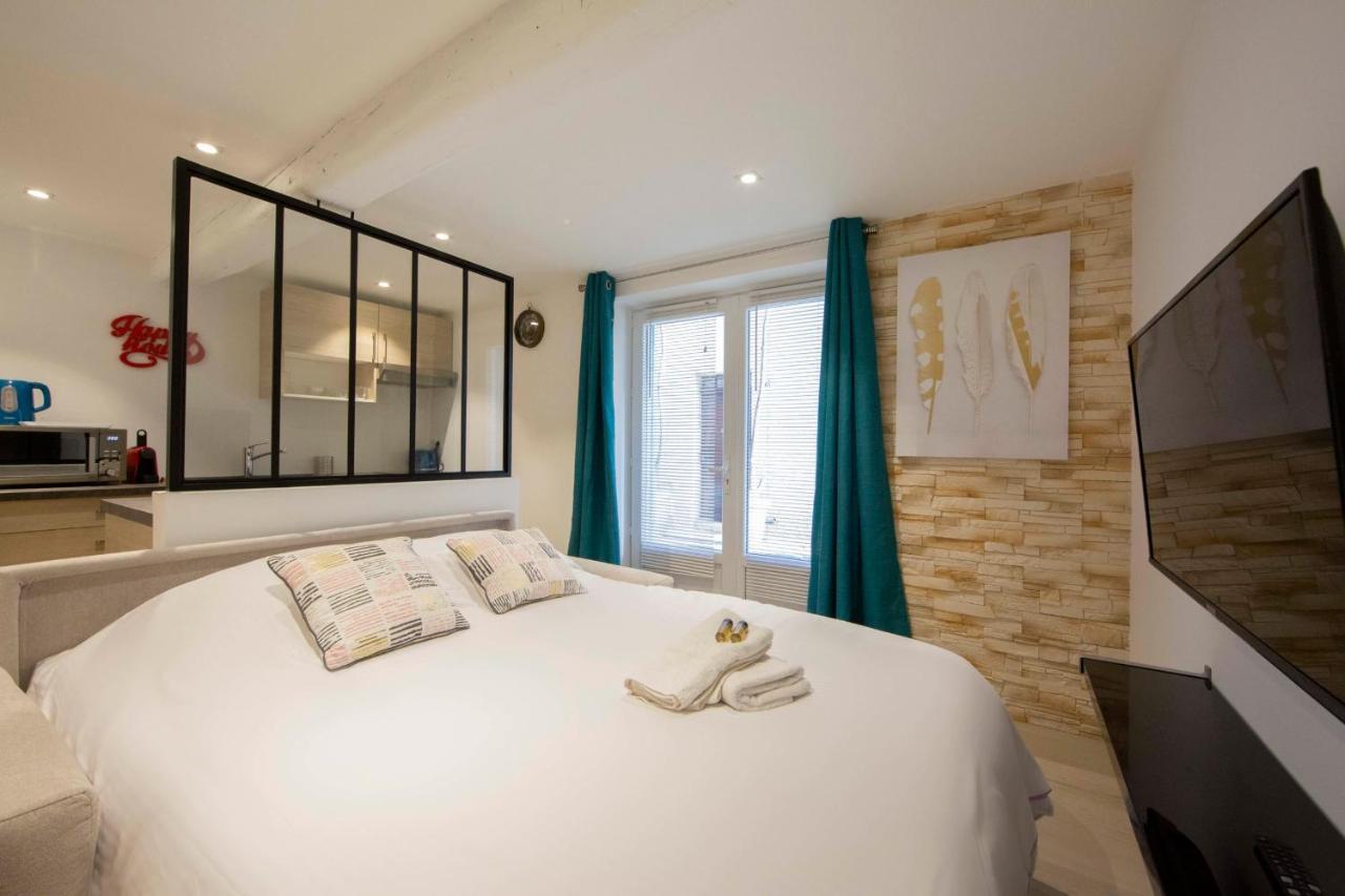 Brand-New Atypical Studio In Rue Fourmilliere อองทีบส์ ภายนอก รูปภาพ