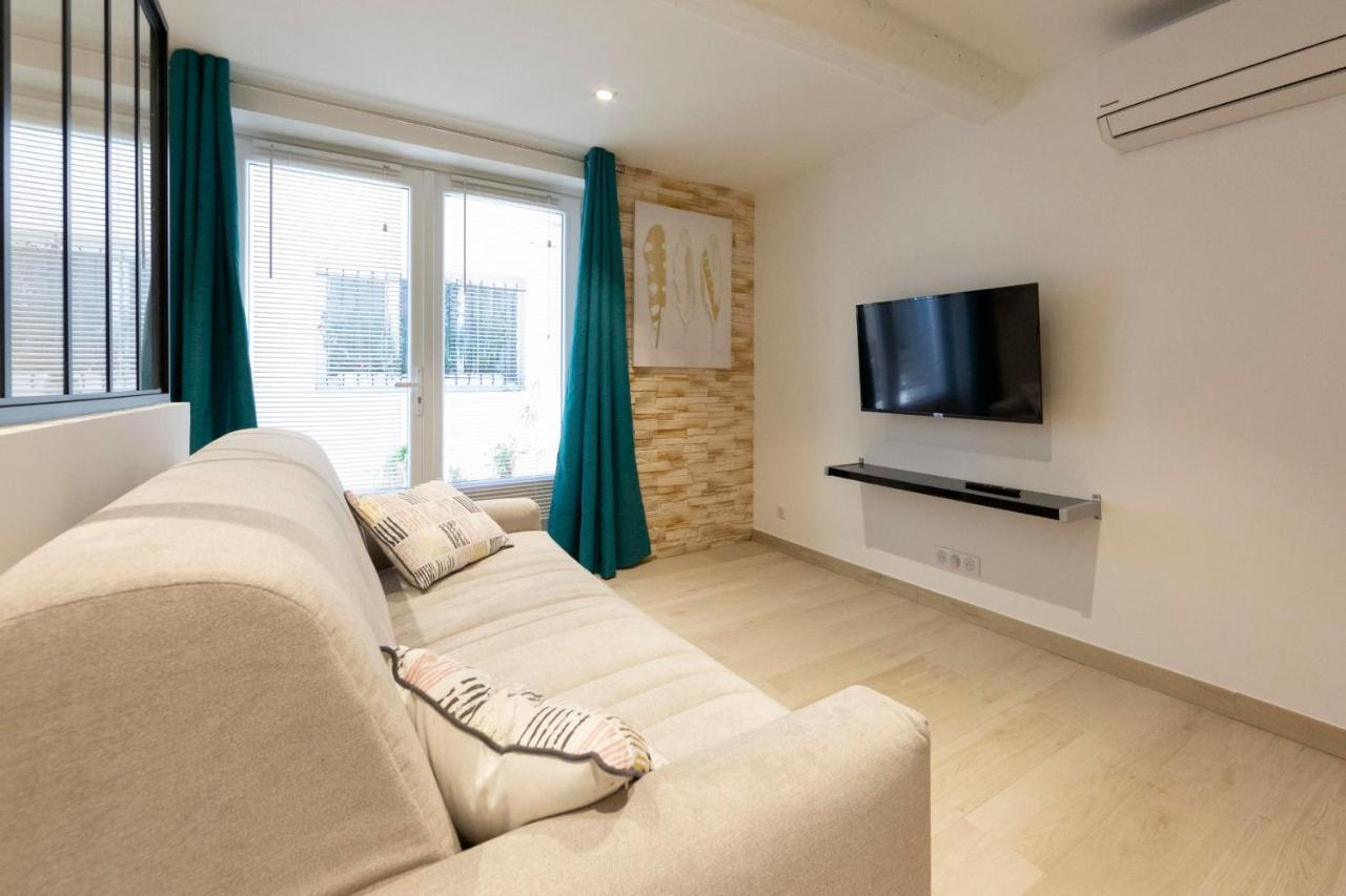 Brand-New Atypical Studio In Rue Fourmilliere อองทีบส์ ภายนอก รูปภาพ